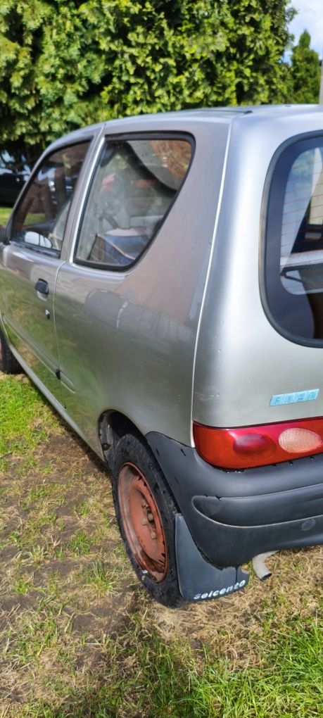 Sprzedam Seicento 900