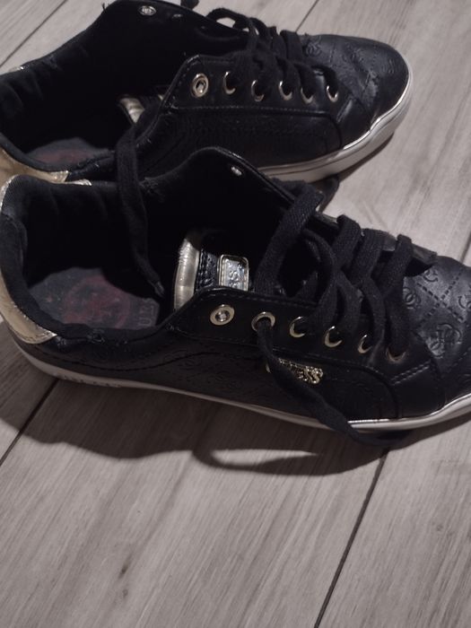 Buty Guess w bardzo dobrym stanie