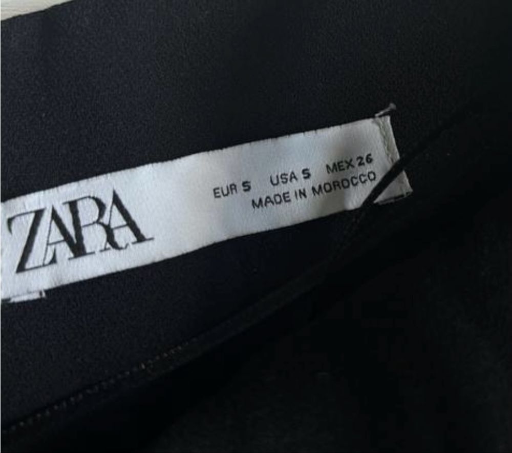 Платье Zara на брительках