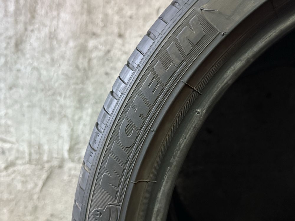 Pneus 305/30zr19 Michelin Pilot Sport com 85% piso
