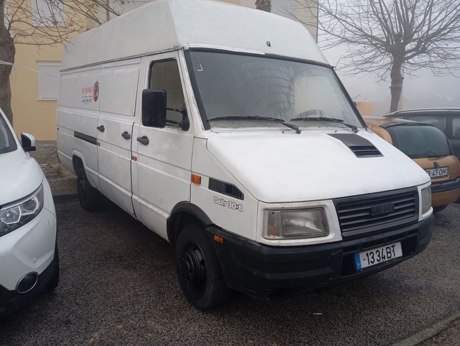 Iveco daily mecanica impecavel