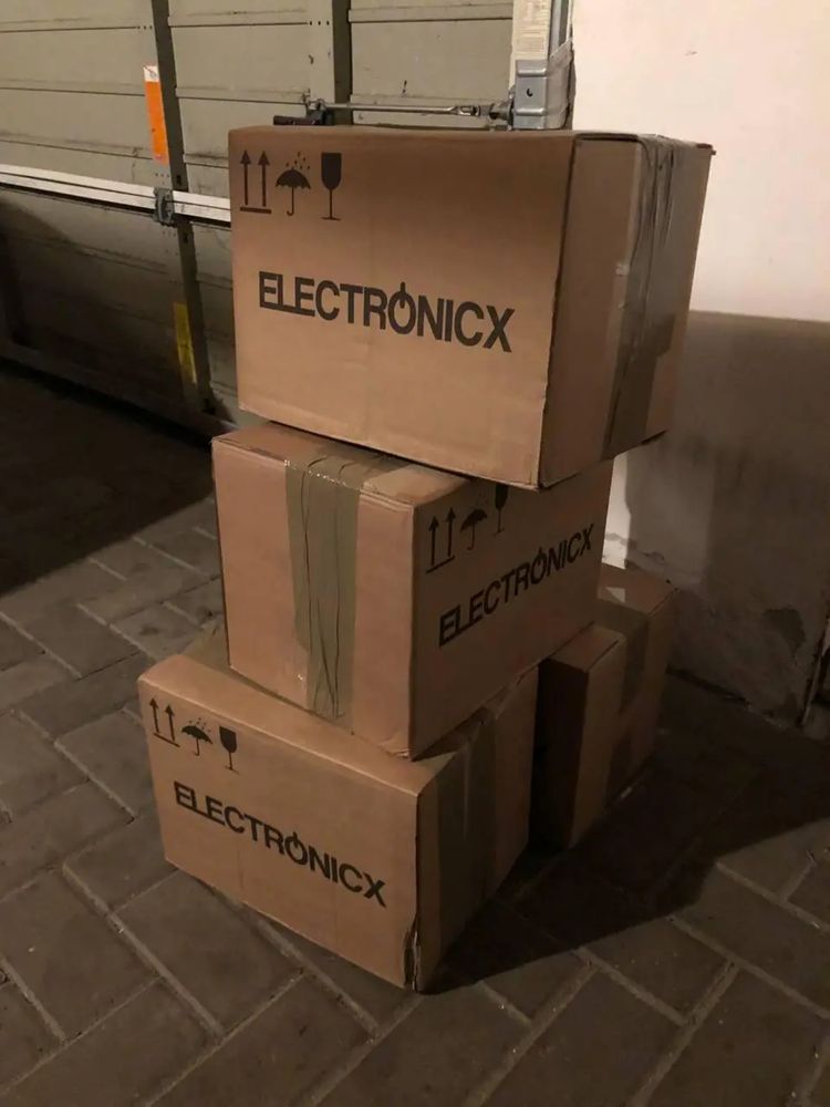 Новый AGM Аккумулятор 12V 110AH Electronicx Solar Edition
