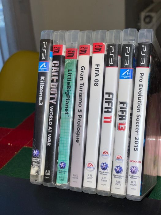 PlayStation 3 + 8 jogos vendo