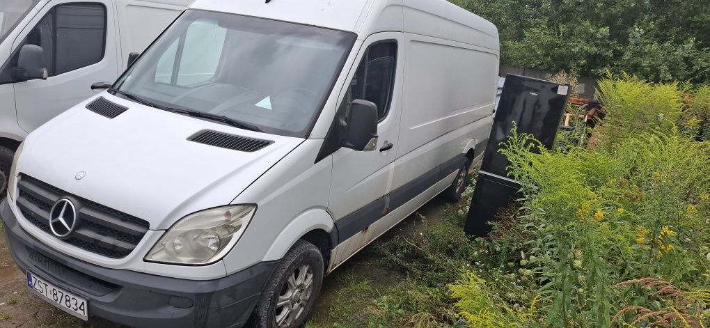 Mercedes spriner AUTOMAT MAXI kontener  AUTOMAT sprawny