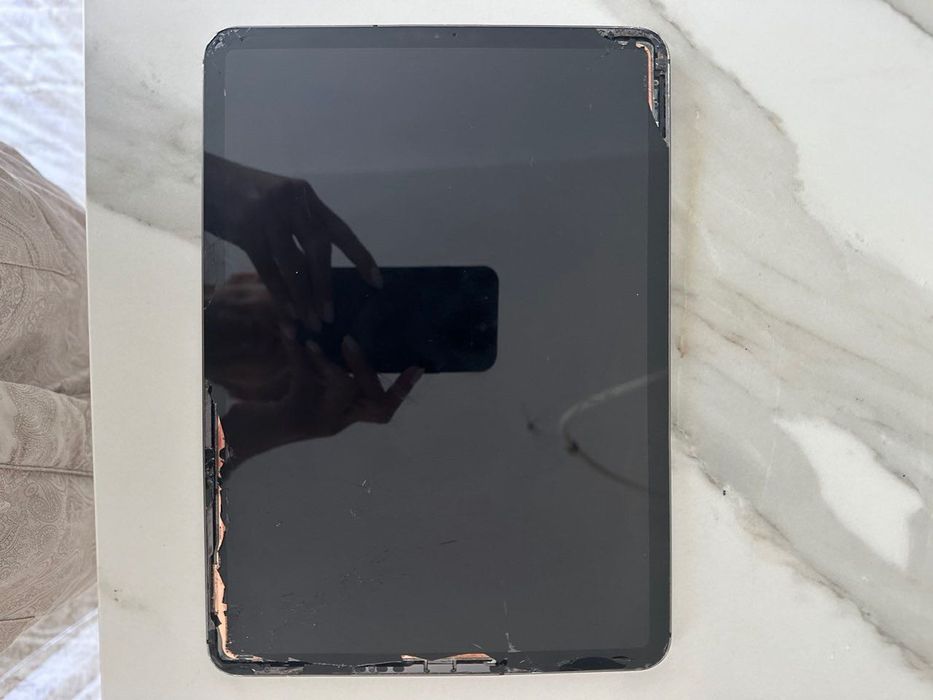 iPad Pro 11-inch M2 1TB