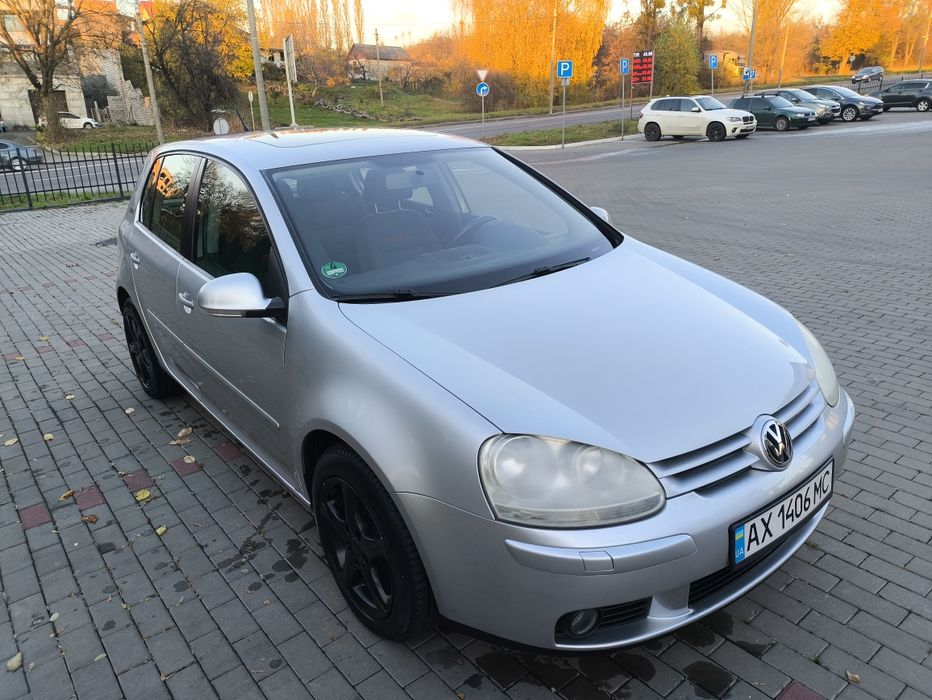 GOLF V  1.4 MPI комплектація GOAL 2006г.