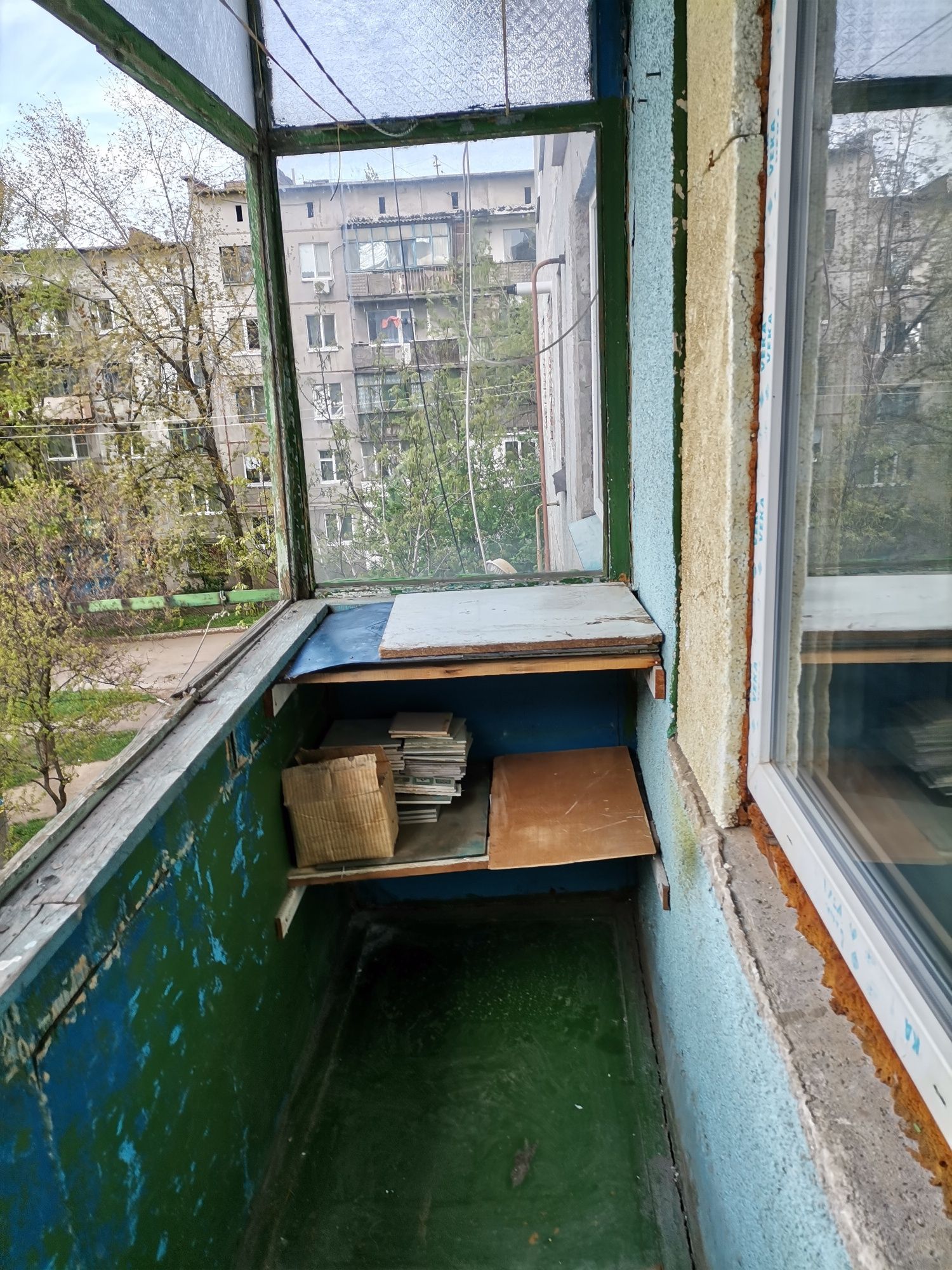 2-х ком. квартира с автономным отопл.(3/5 этаж) НЕ УГЛОВАЯ! ПОД РЕМОНТ