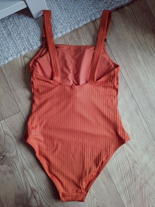 Rozmiar M, strój kąpielowy jednoczęściowy, kostium kąpielowy prążek