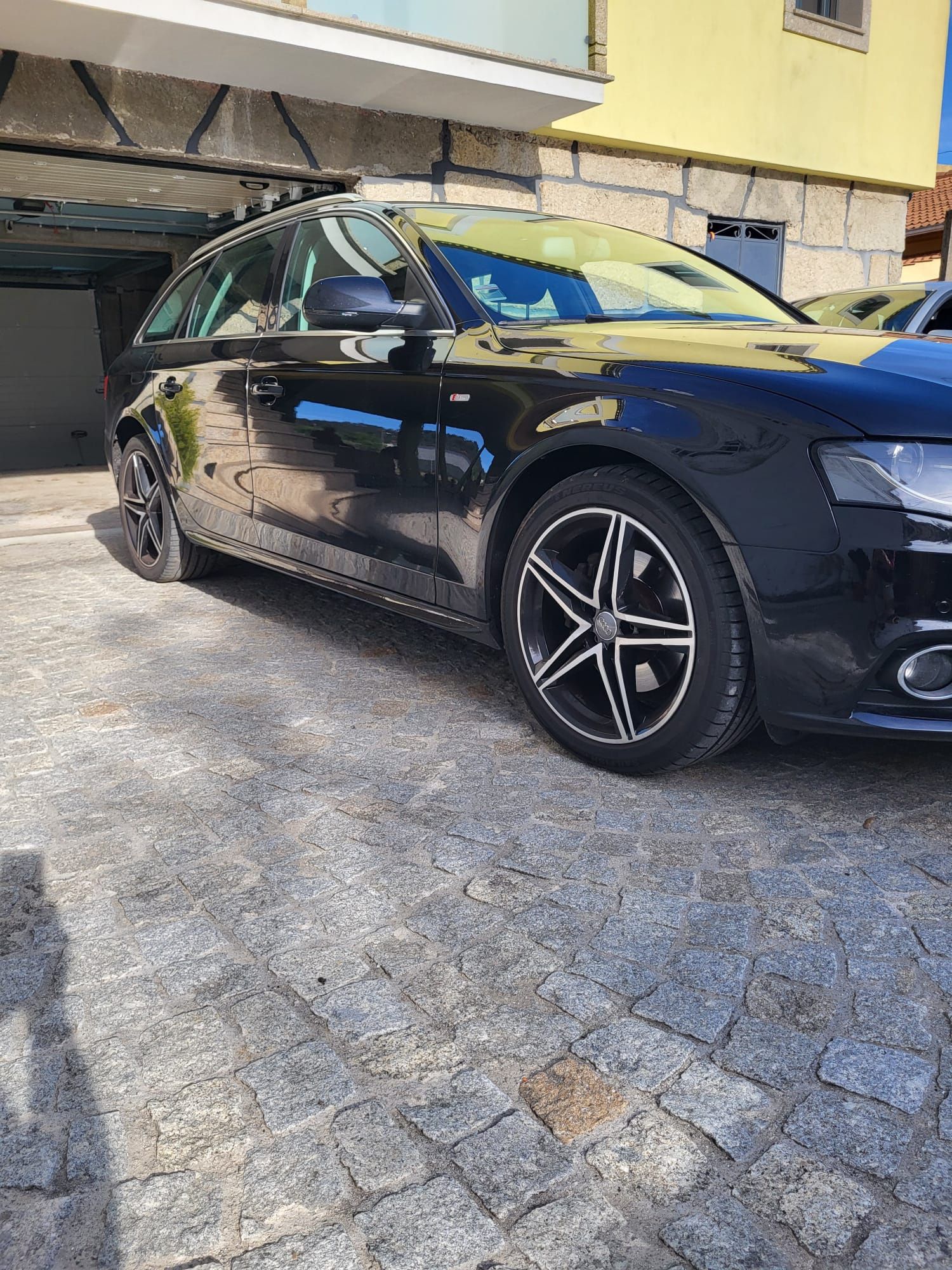 Vendo Audi A4 Avant