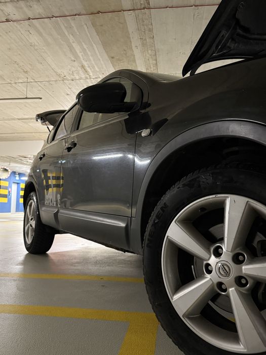 Nisan Кашкай  4:4 /2.0 D