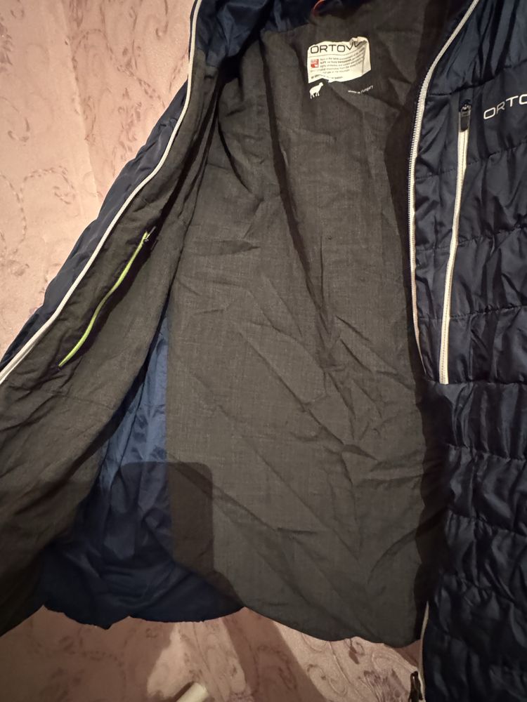 Куртка ortovox M-size merino in side