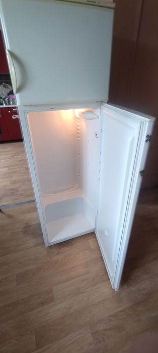 Холодильник Snaige FR 275