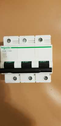 Автоматический выключатель Schneider Electric A9N18365 Acti9 C120N, 3P