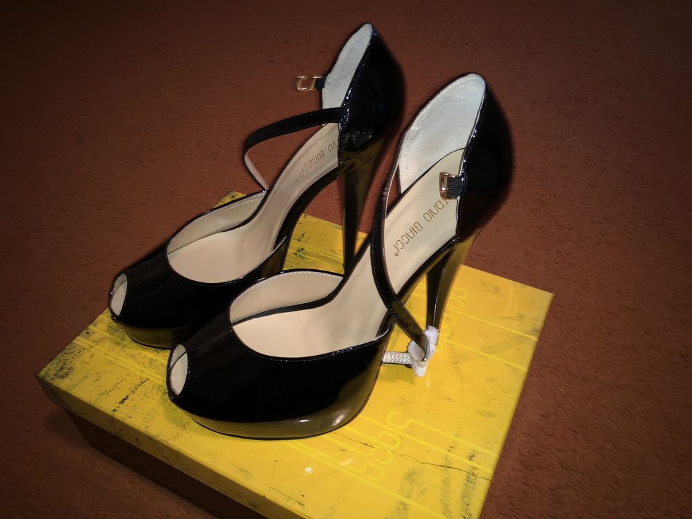 Жіноче взуття Antonio Biaggi