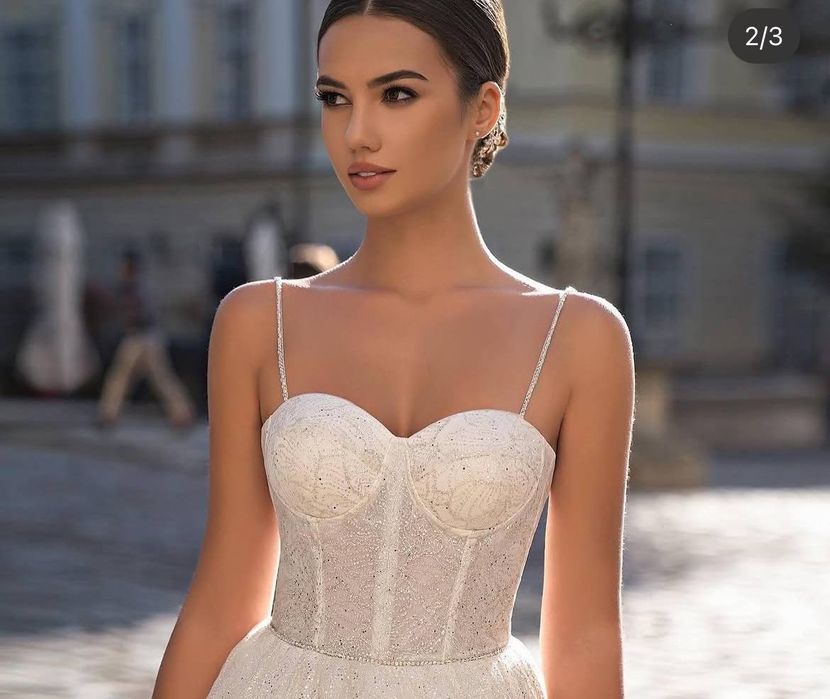 Весільне плаття розмір 42