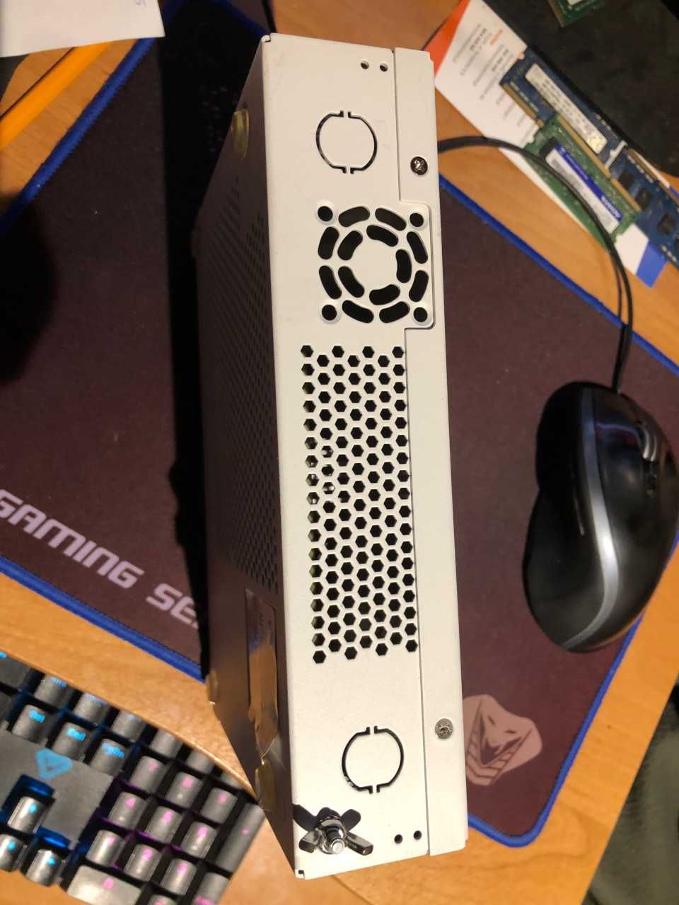 MikroTik CRS112-8G-4S-IN