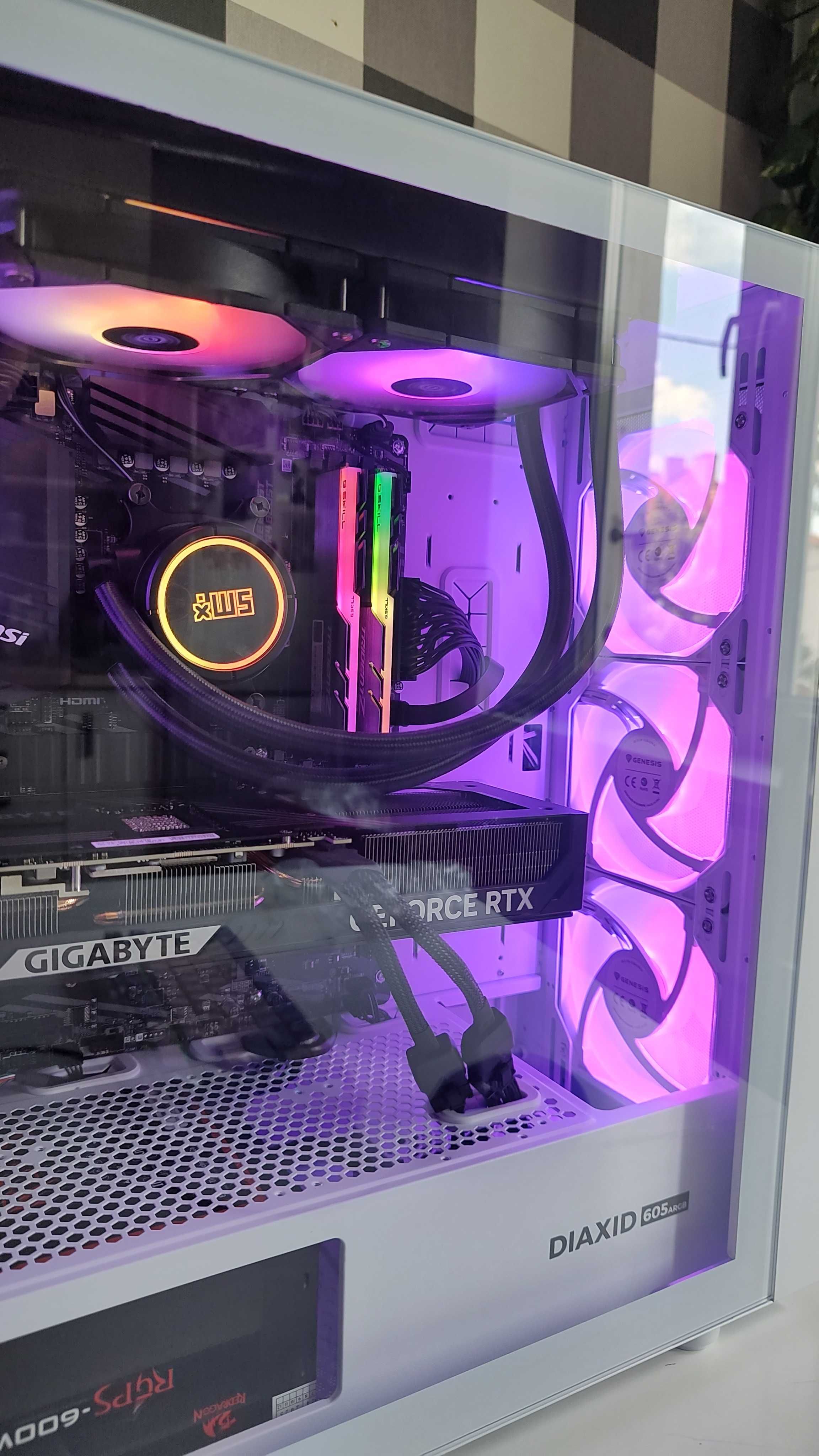 Komputer stacjonarny rtx 5070  - opcja z monitorem mysza i klawiatura
