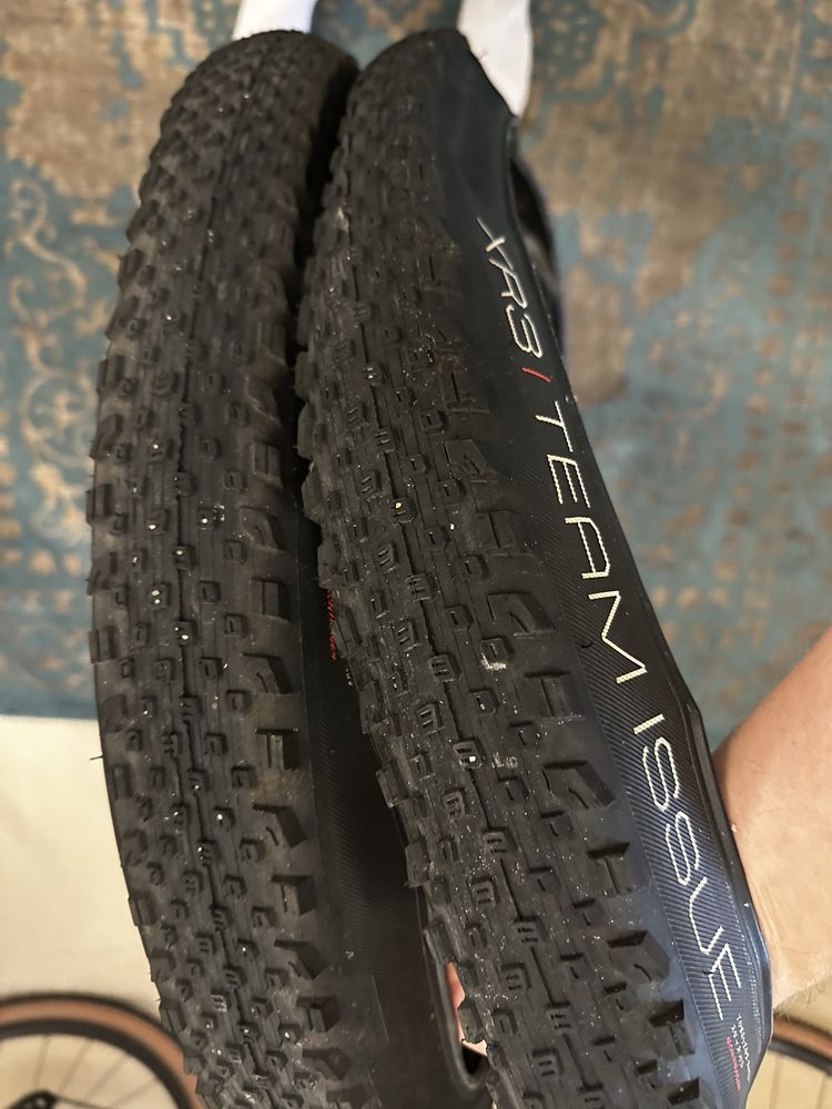 2x Opona BONTRAGER Team Issue XR3 29x2.4