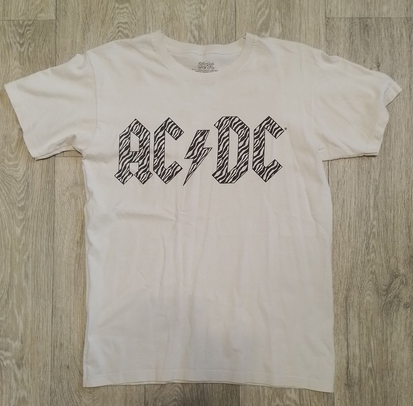 Официальный мерч группы AC/DC