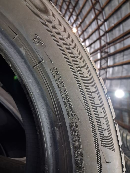 225/55 R18 Bridgestone Blizzak LM 001 Комплект , Пара