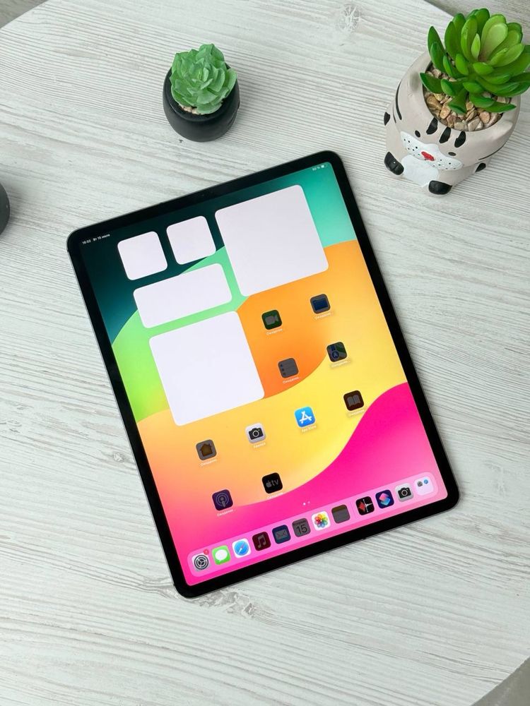  Apple iPad Pro 12.9" 3gen (2018) LTE 64Gb Space Gray A1895