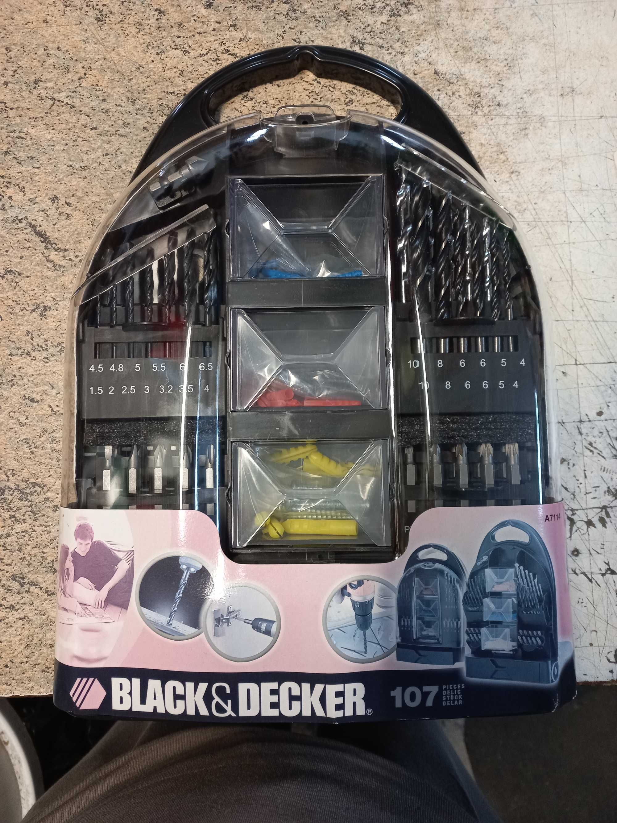 Conjunto 107 peças Black & Decker