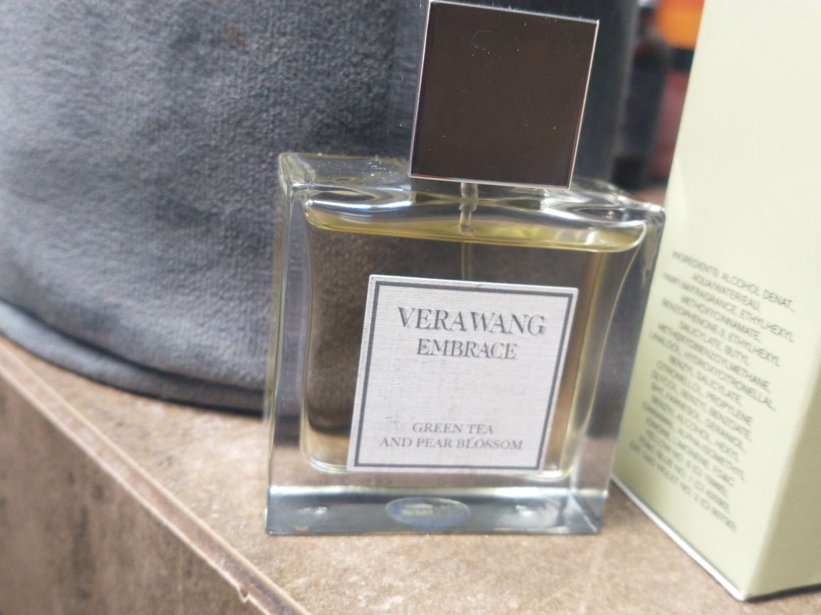 Woda toaletowa Vera Wang Embrace, Green Tea & Pear Blossom