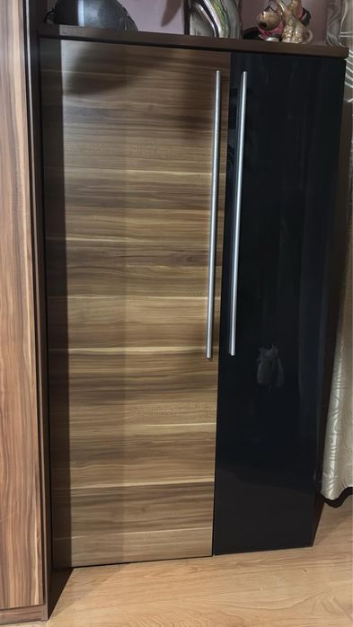 Komoda z półkami 137x75x42