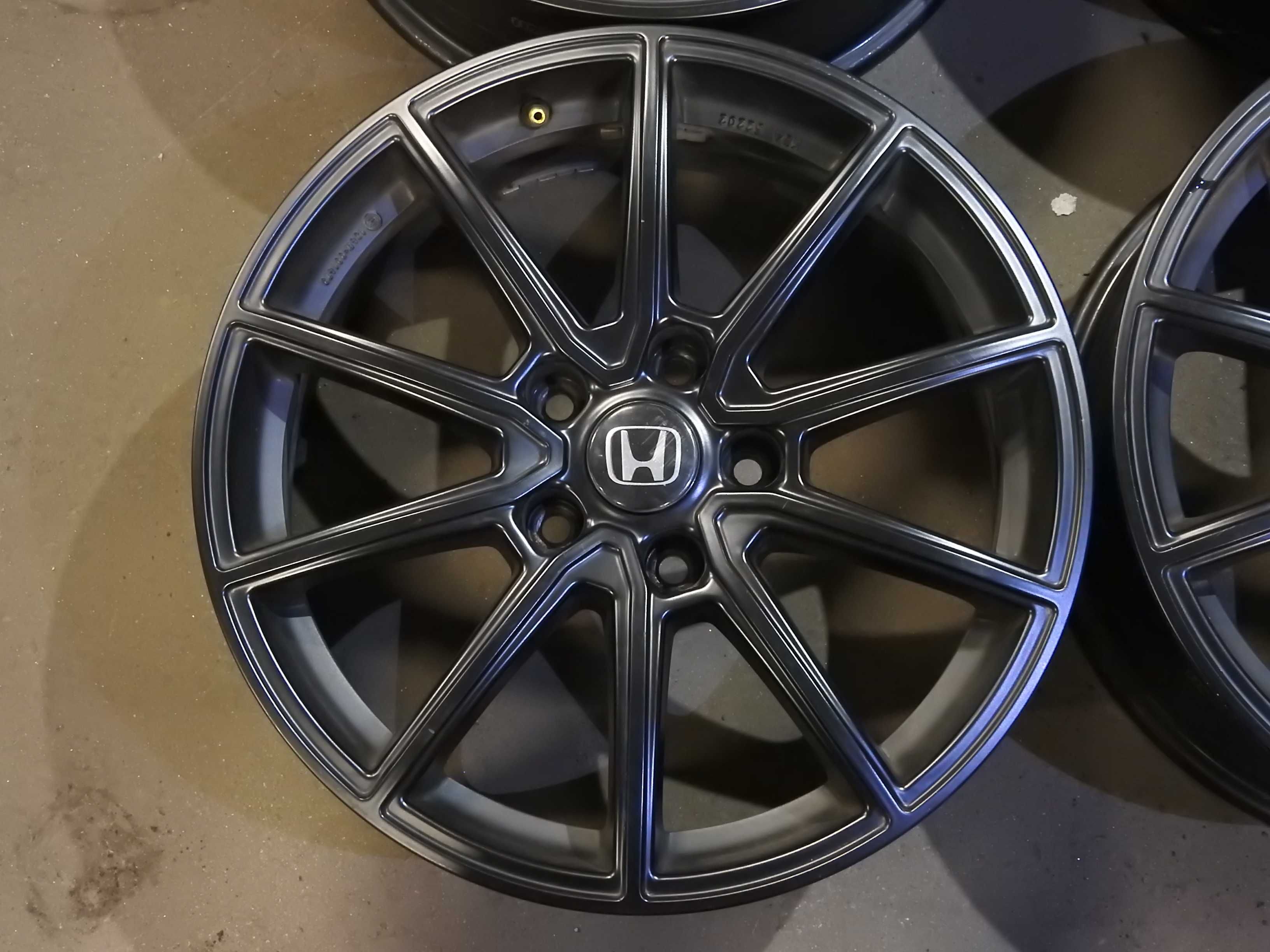 4x Alu Brock 17 5x114,3 ET45 7J BROCK Piasta 67,1 dedykowane do HONDA