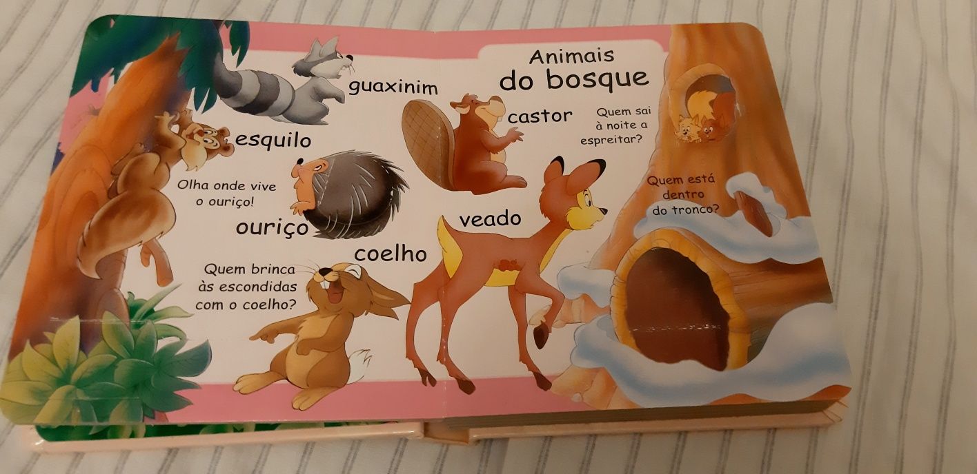 Livro com puzzles