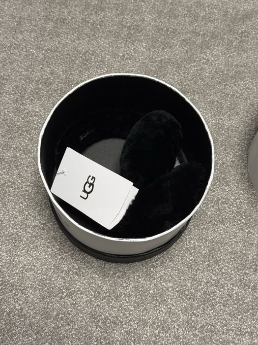 Навушники хутряні ugg, замшеві, з овчиною.