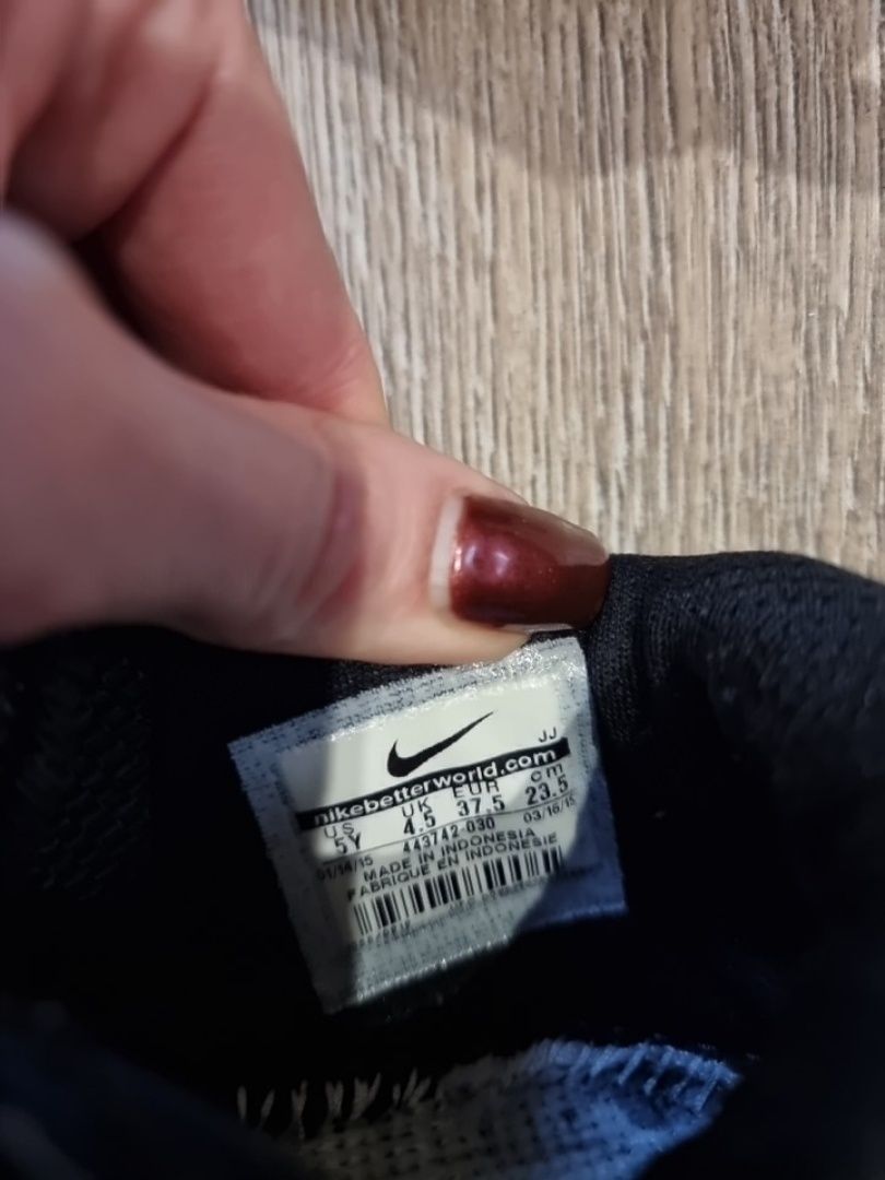 Кроссовки Nike оригинал