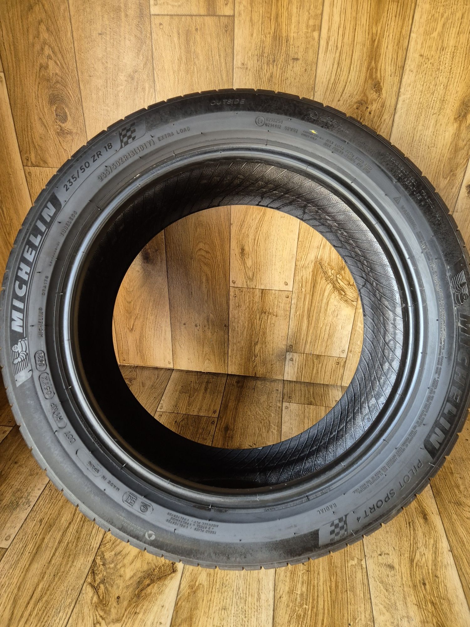 235/50/18 Michelin Para Lato stan bdb