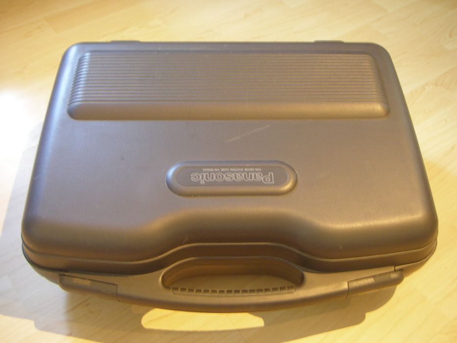 Panasonic HQ VHS PAL MOVIE CAMERA NV-M3000, акумулятор старий, уживана
