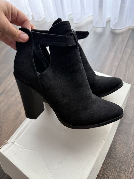 Ботінки замша 35