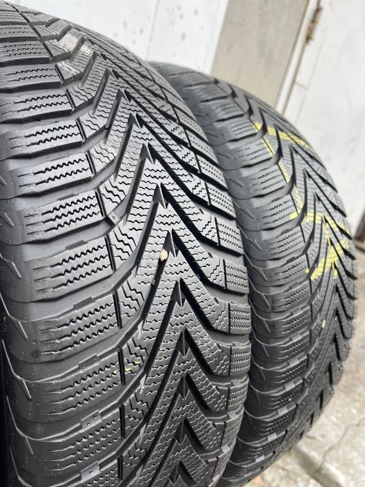 Шини 205/55 r16 Vredestein (підрозділ Bridgestone)