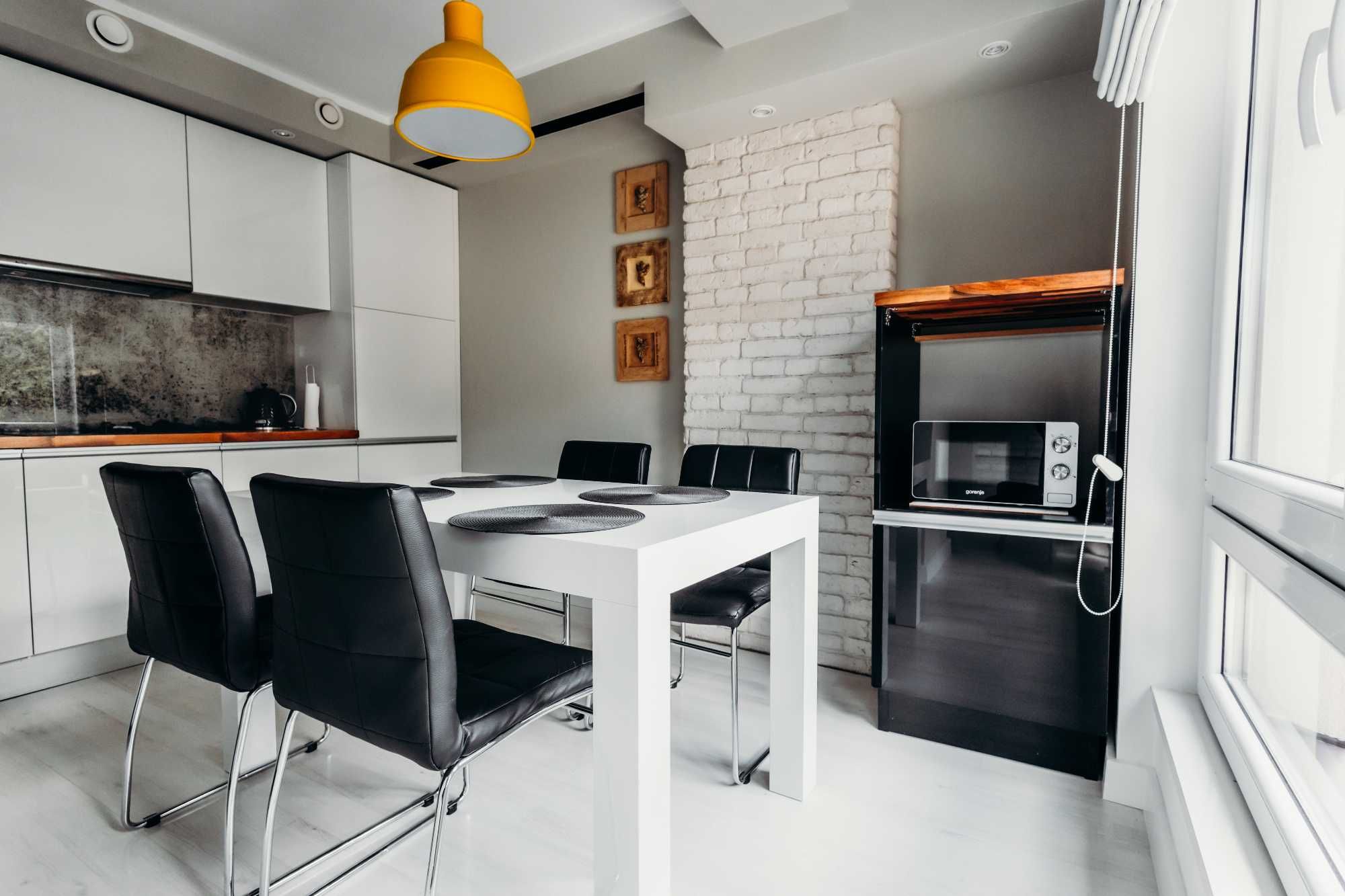 Apartament, mieszkanie z klimatyzacją 3 pokoje z salonem i kuchnią Kra
