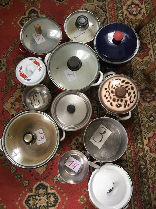 Каструлі  різних ємностей