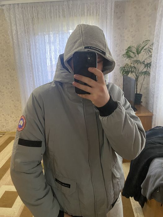 Пуховик Canada Goose