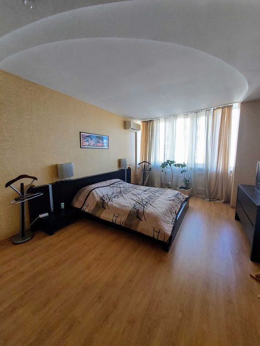 Вишневе,  студія з ремонтом 175кв м., Святоюріївська, 175000 у.о.