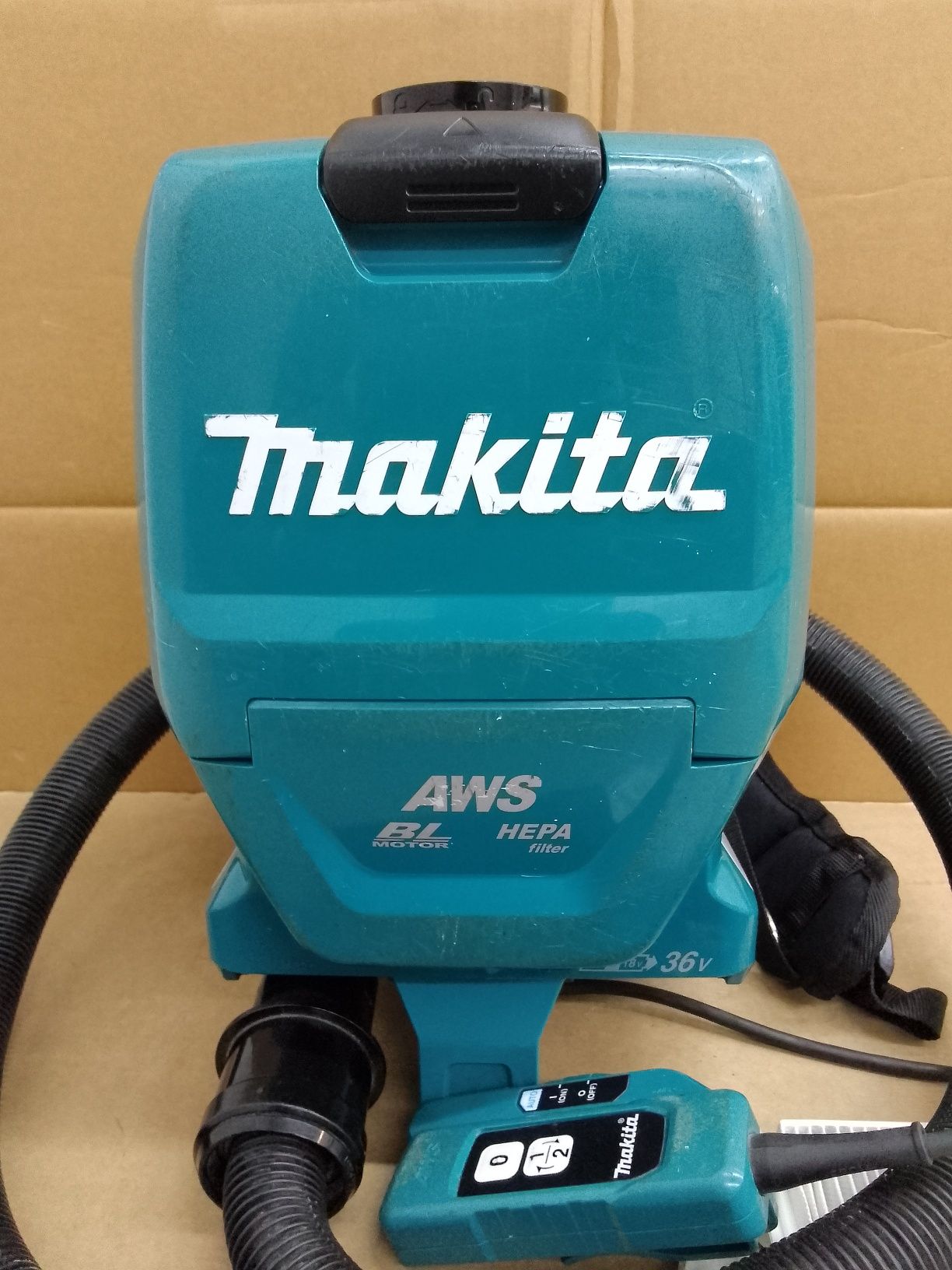 Makita DCV265 Akumulatorowy Odkurzacz Plecakowy Brushless 36V