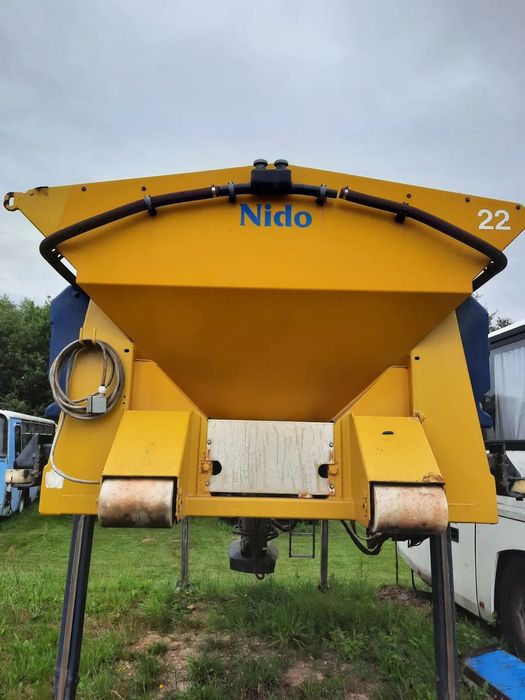 Piaskarki Pługi Schmidt Stratos  Sprzedam Piaskarko solarki Pługi Schmidt Danrob