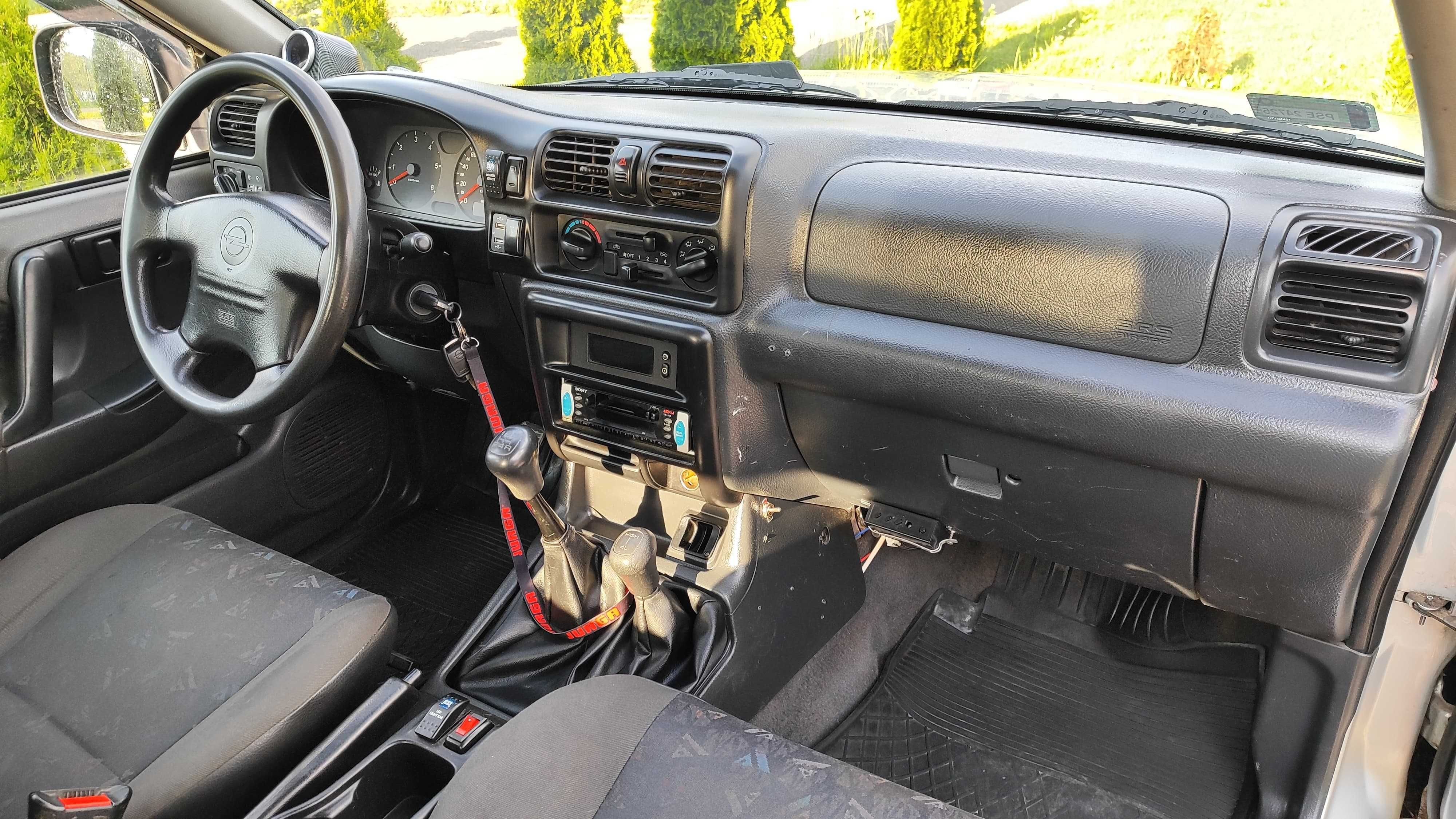 Opel Frontera B 2.2 DTI 4x4