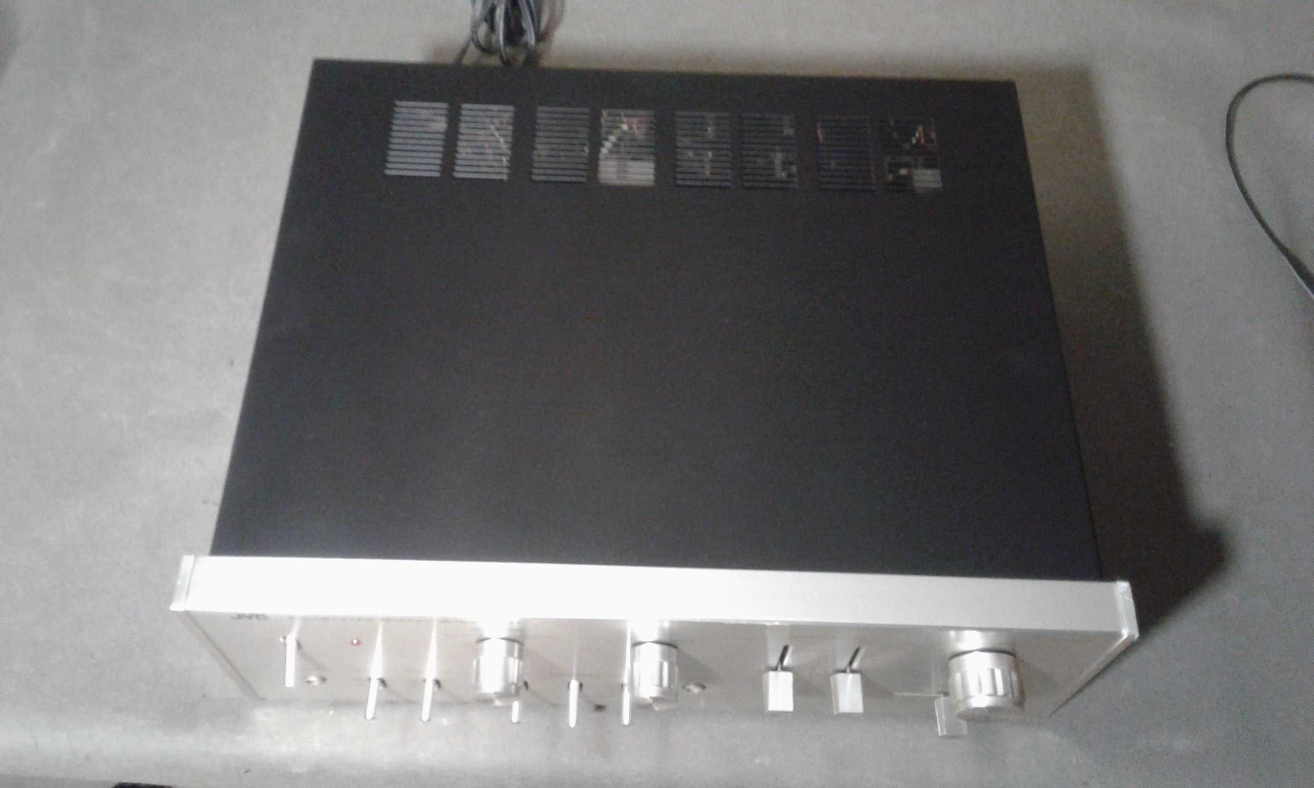 JVC VN-300,wzmacniacz stereo vintage