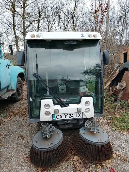 Підмітально-прибиральна машина - м. Городище, Черкаська обл.