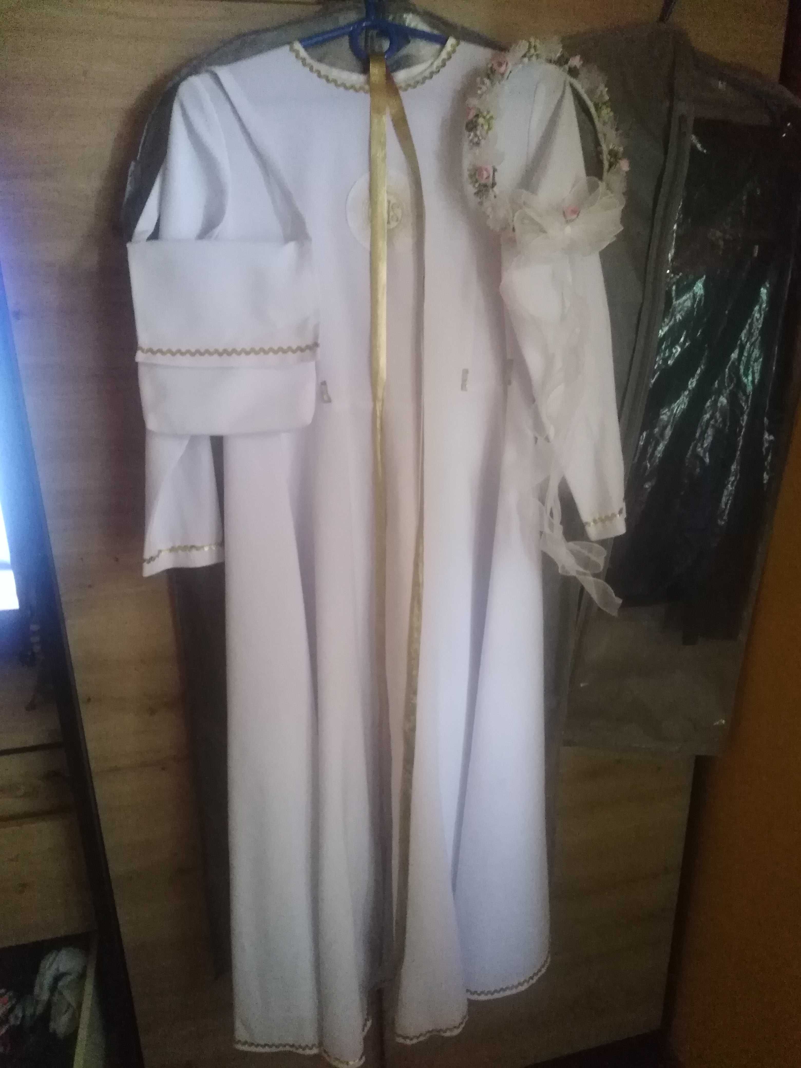 Sprzedam albe komunijną dziewczęcą