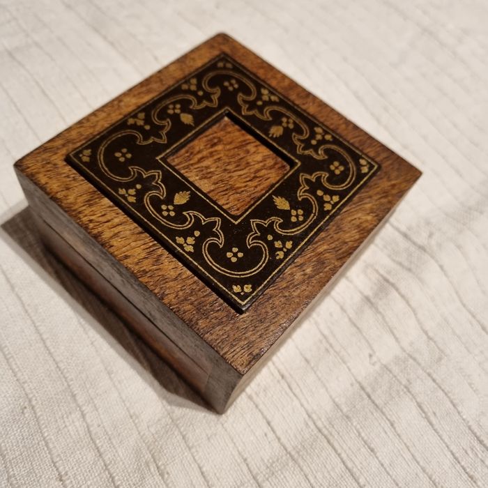 Caixa em madeira  vintage