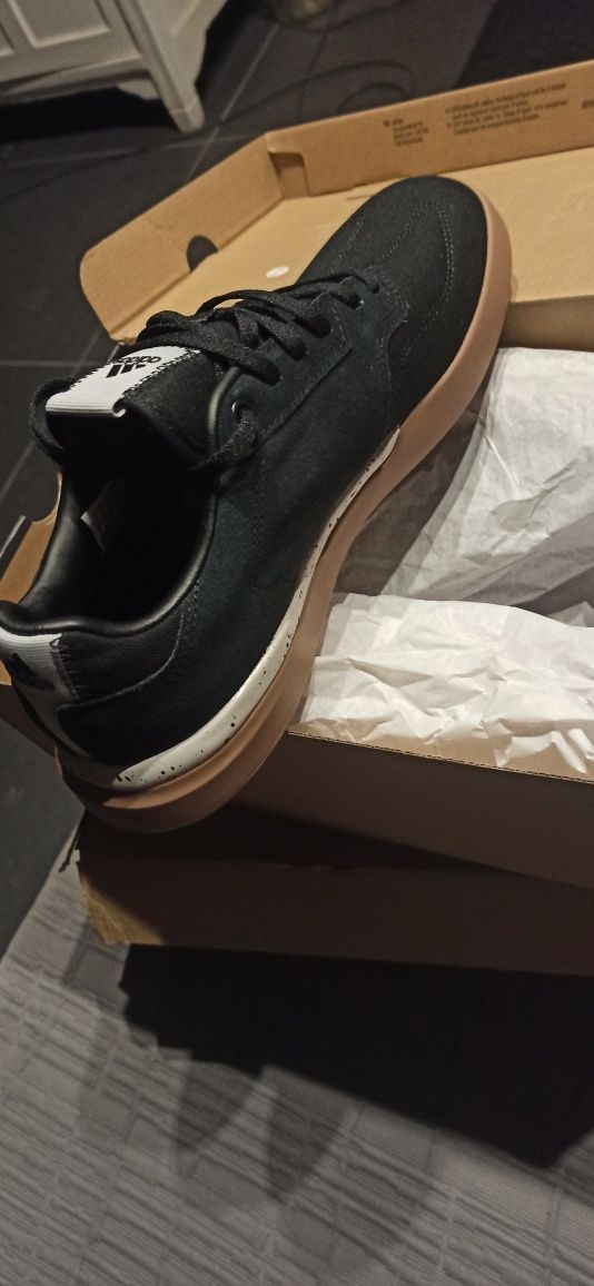 Sapatilhas Adidas 5 ten sleuth Novas