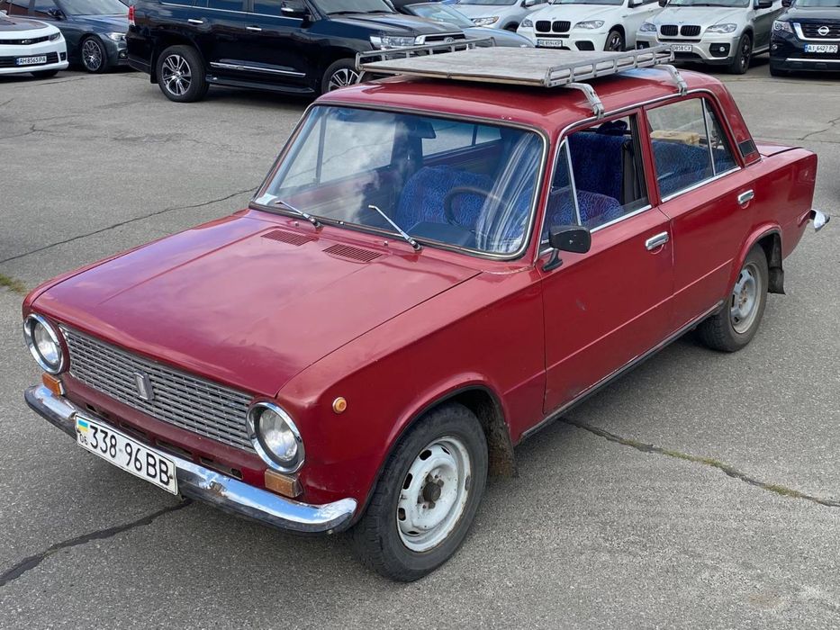 Продається машина Ваз 21013.