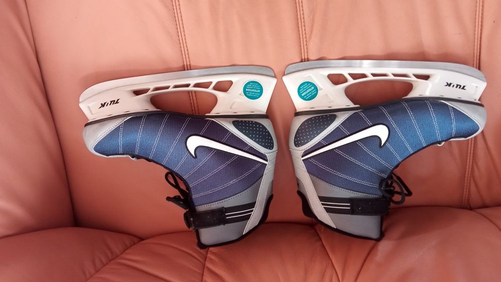 Łyżwy Nike Płoza Bauer. Rozmiar 45,5 Wkładka 29,5 cm. Super stan